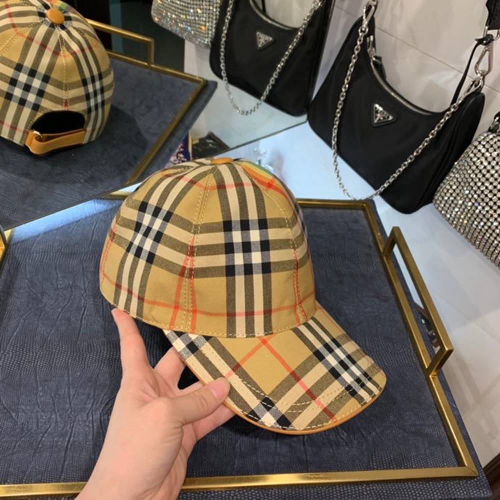 B**rry hat